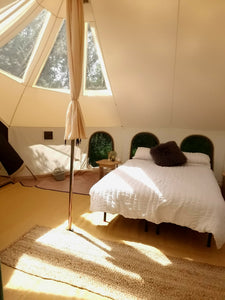 Meadow Bell Tent Stay – Bell Tent Village Parks