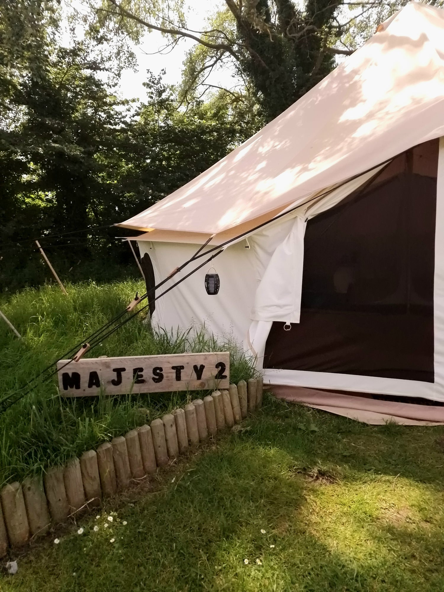 Majesty Two Bell Tent Stay – Bell Tent Village Parks