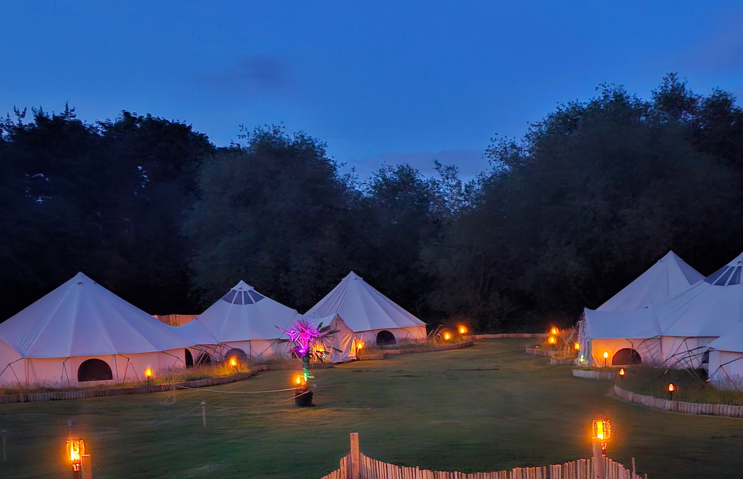 bell tent village Haven Apartment Tent Stay – Bell Tent Village Parks – Bell Tent Village Parks